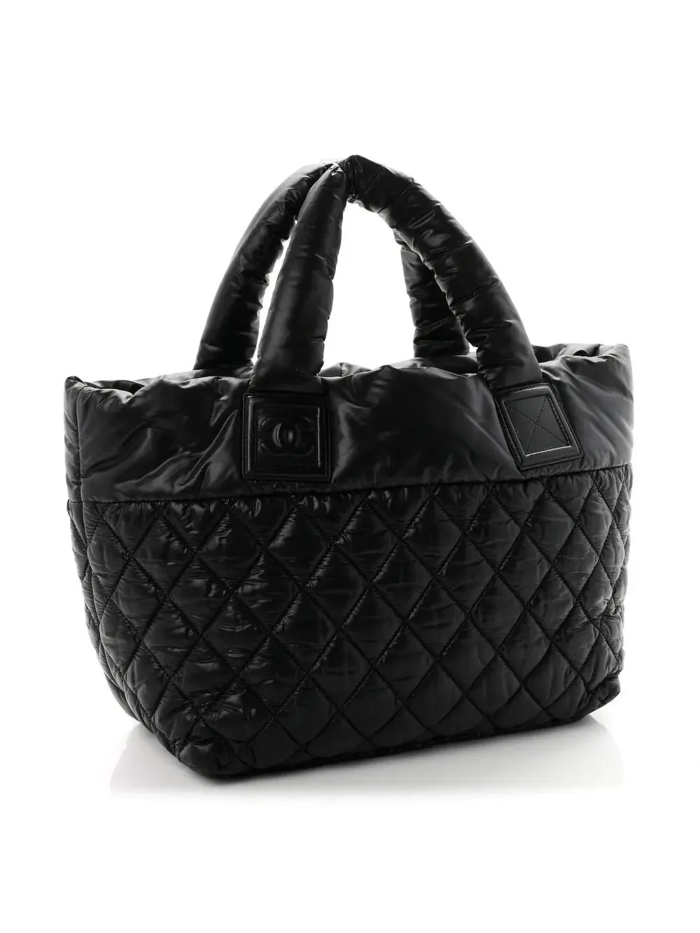 CHANEL elevate your